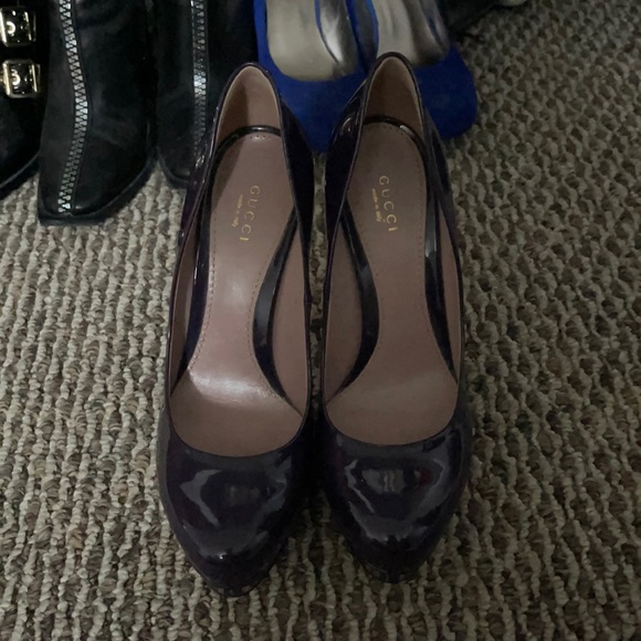 Purple Size 8.5 Gucci shoes never worn - Picture 1 of 4